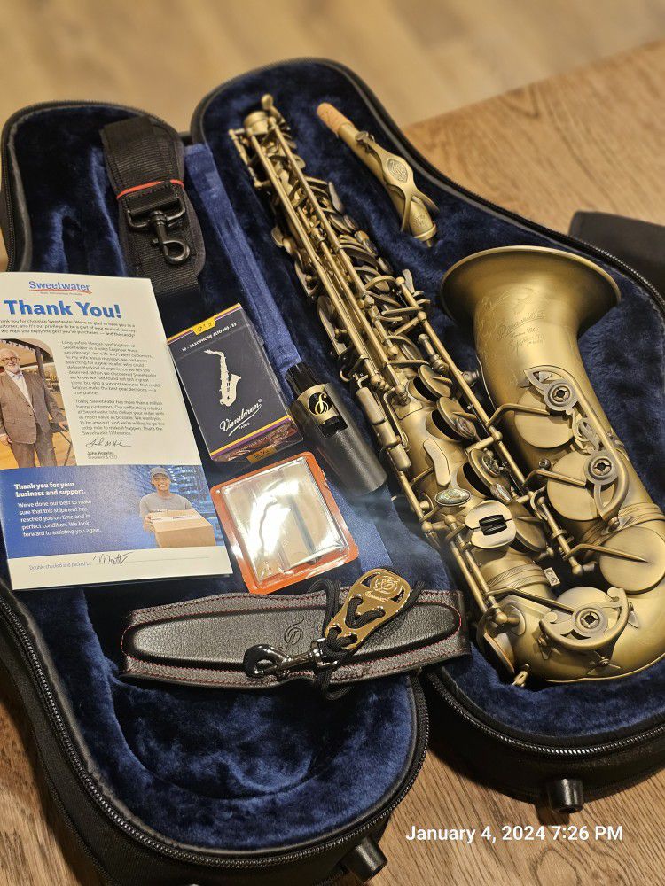 PROFESSIONAL P. Mauriat System 76 Alto Saxophone - Dark Vintage Lacquer Finish