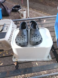 Black Crocs Clogs