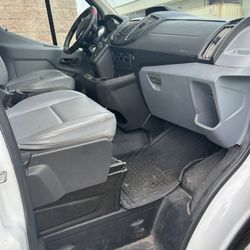 2019 Ford Transit-250