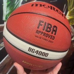 Molten Basketball BG4000 Brand New