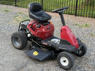 Craftsman Riding Lawnmower Tractor 10.5hp Engine 30” Cut
