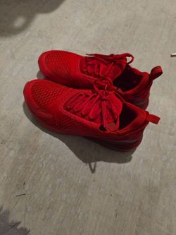 Nike 270