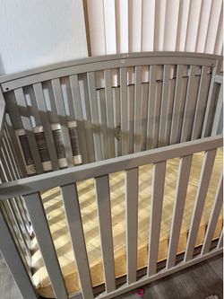 Baby crib