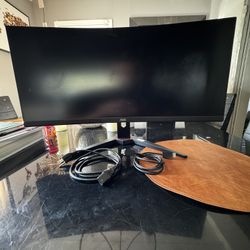 AOC CURVED GAMING MONITOR  27”  (75hz , 1920x1080)