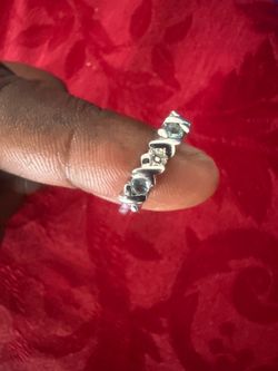 14k white gold ring 4 gram