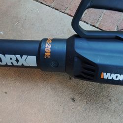 Leaf Blower And Weed Eater Combo 