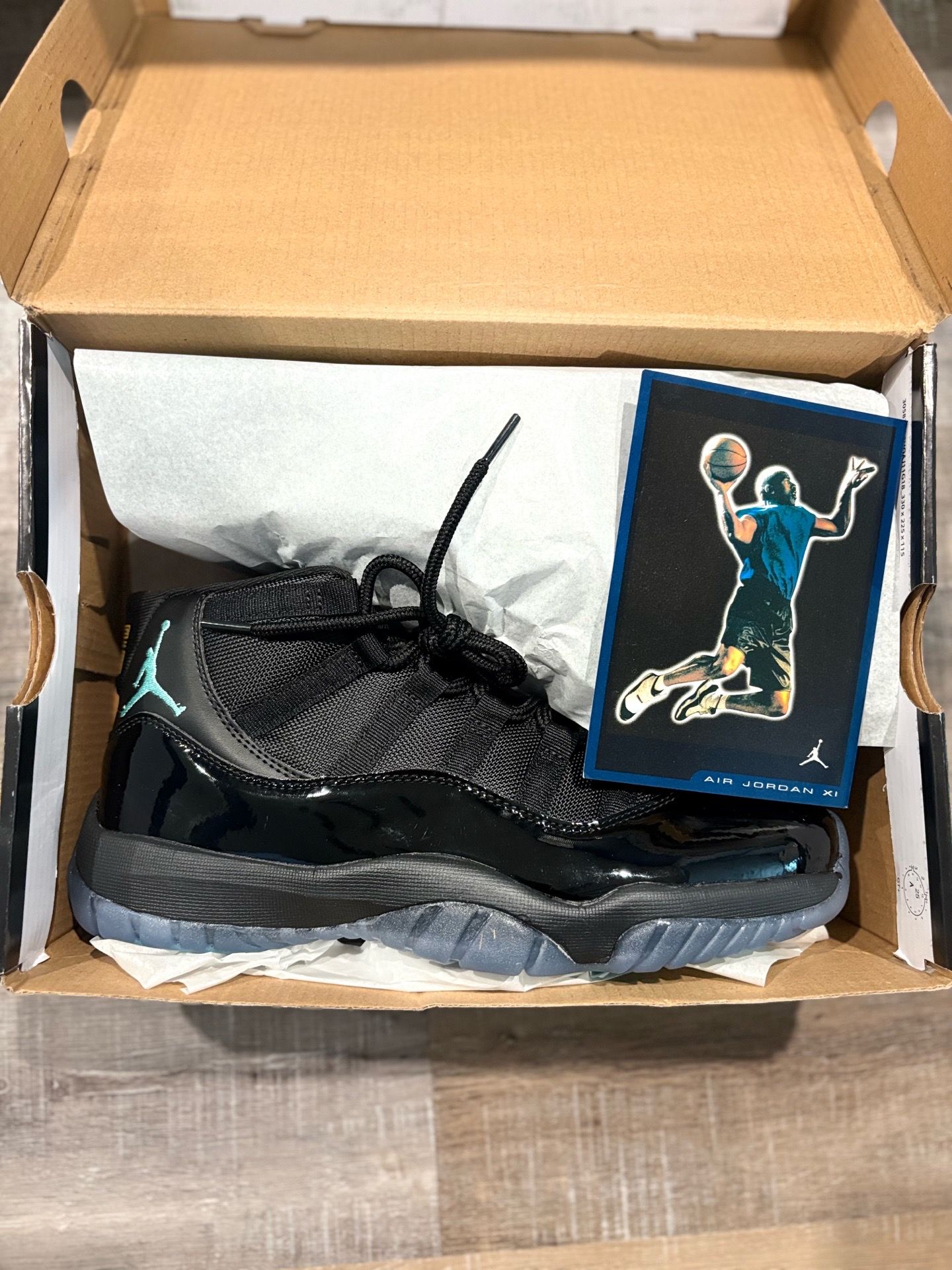 Jordan 11 gamma size 10