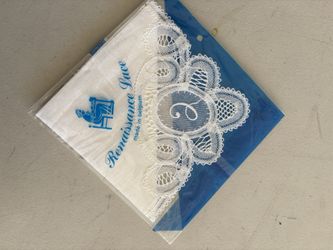 Vintage Monogrammed Renaissance lace handkerchief