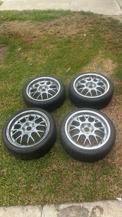 Wheels with falken azenis