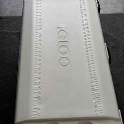 IGLOO ICE COOLERS