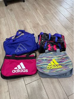 Medium size duffle bags