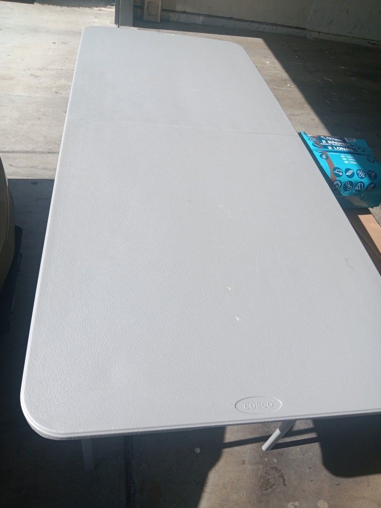 Costco Folding Table  3 Feet Wide For 6 Feet Long