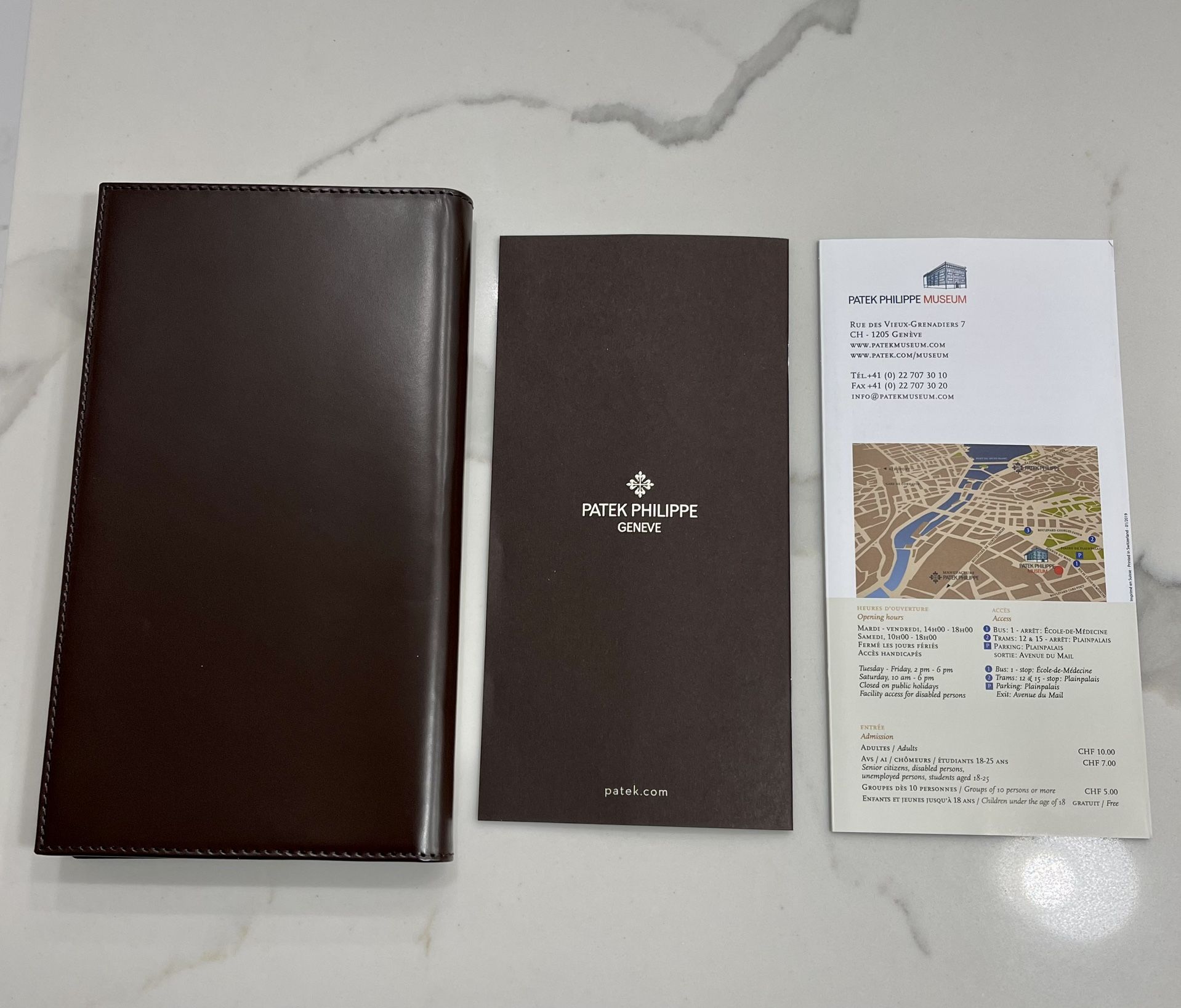 100% Genuine New Style Patek Phillip Papers Holder Folder Plus Booklets NEW