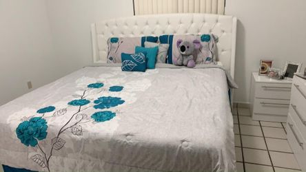 King size bed