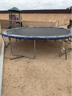 Trampoline - free for pick up