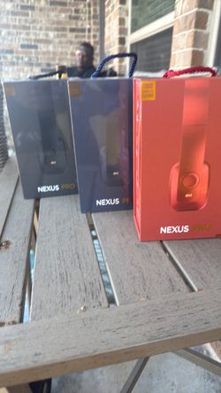 Nexus headphones