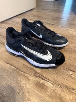 Nike Baseball metal spike cleats