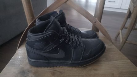 Air Jordan 1 Mid Winterized

8.5