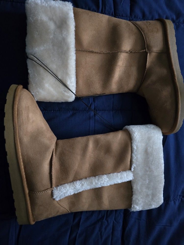 Women's Warm Boots Size 9 New