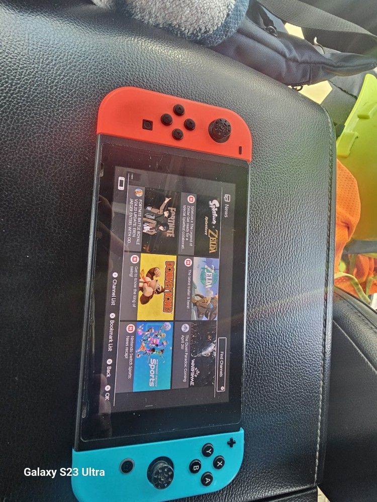 Nintendo.switch With a lot of games 🎮