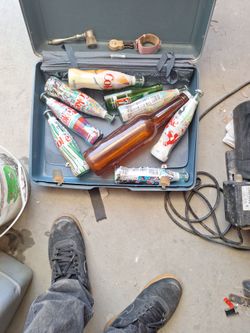 Vintage bottles lott