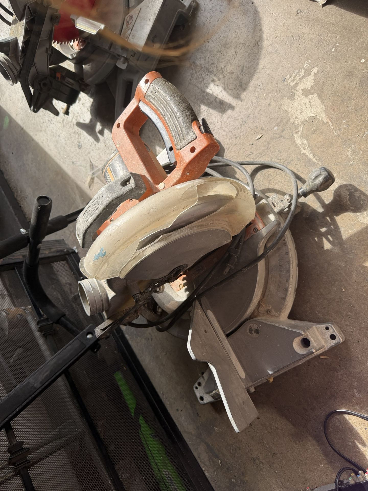 Ridgid Corded Miter Saw 