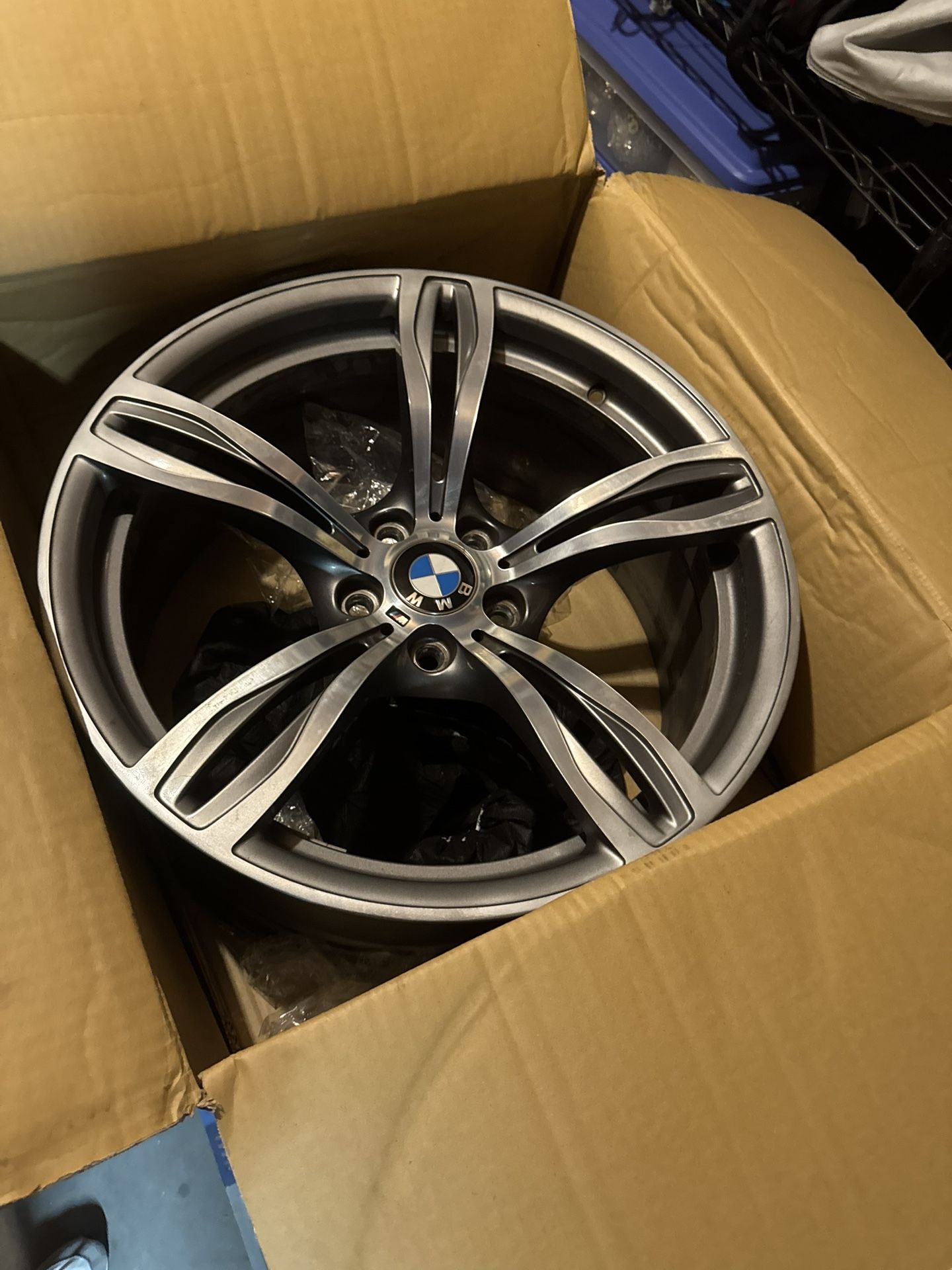 BMW M5 WHEELS 20in RIMS