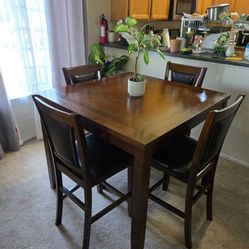 Dinning Table