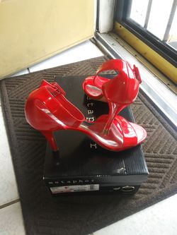 Womens red high heels size8