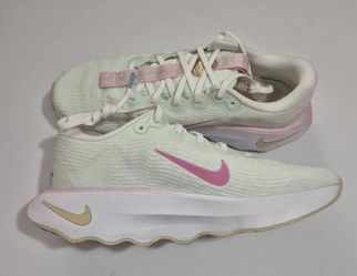 Womens Nike Motiva Green Frost White 
