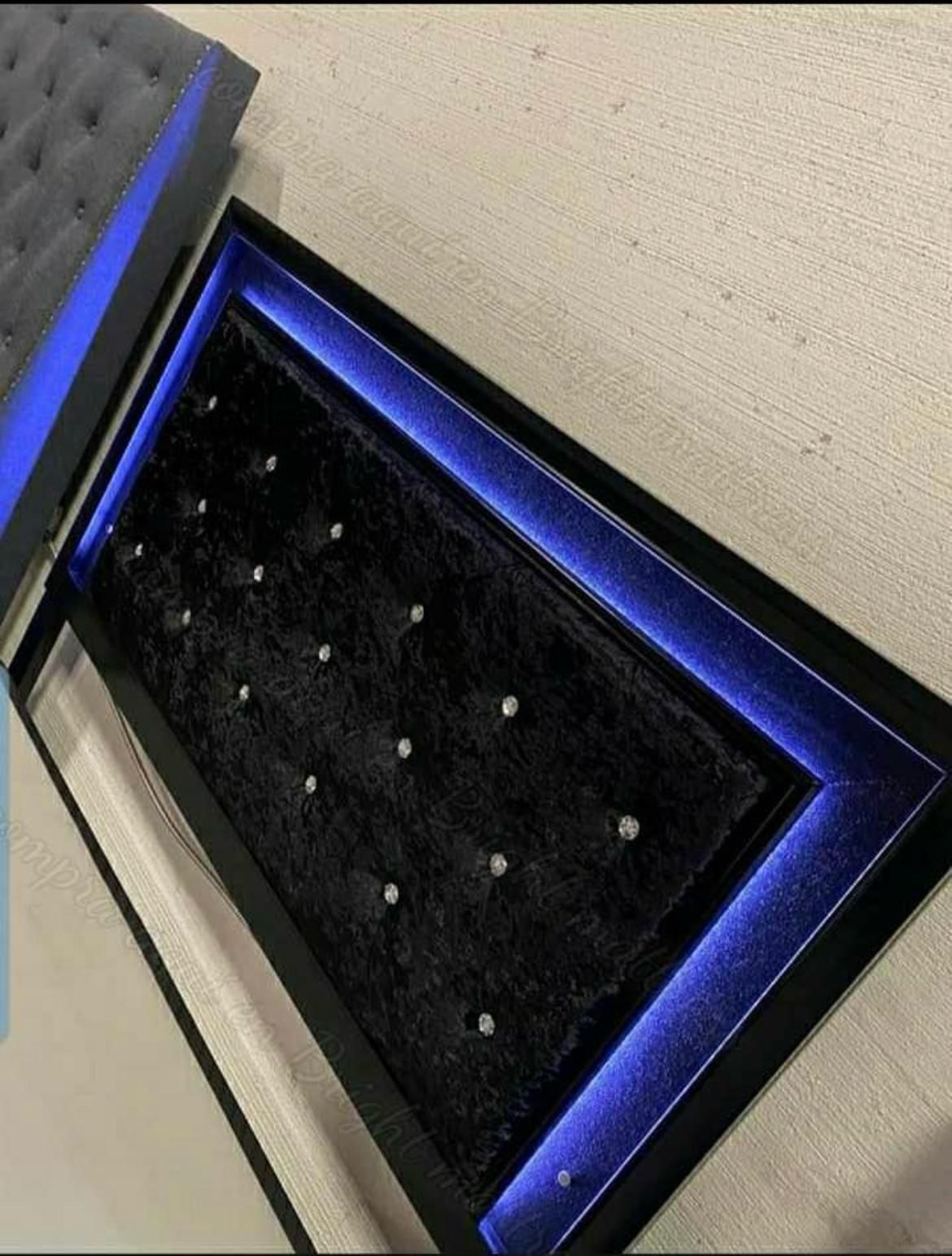 🛏️💥 BED FRAME BLACK VELVET WITH LED LIGHT MICAH 🔵 QUEEN $475 💥💥