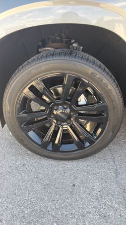 GMC 22x9 replica w/ Goodyear tires