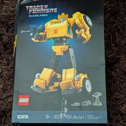 LEGO Icons Transformers Bumblebee 10338 - New Sealed (Minor Box Wear) 950pcs
