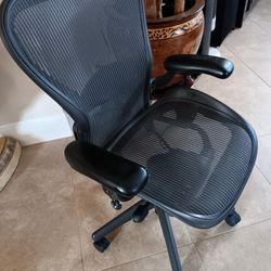 Herman Miller, Aaron executive office chair fully loaded.