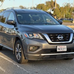 2018 Nissan Pathfinder