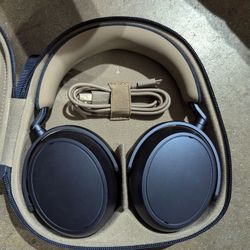 Sennheiser Momentum 4 Headphones 