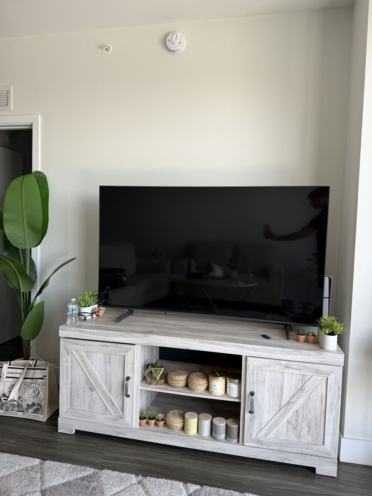 Samsung QLED 4K Smart TV