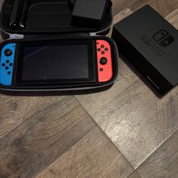 Nintendo Switch 