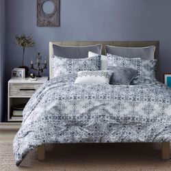 7 Piece Comforter set Queen size Print Pattern Gray color