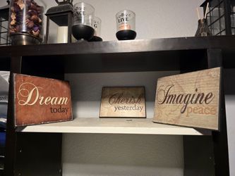 Display Decorations