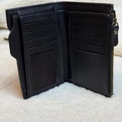 Premium Black MultiSlot Travel Wallet Organizer with Zipper Pocket  