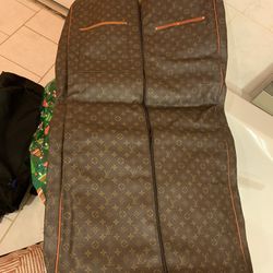 Louis Vuitton Garmet Bag 