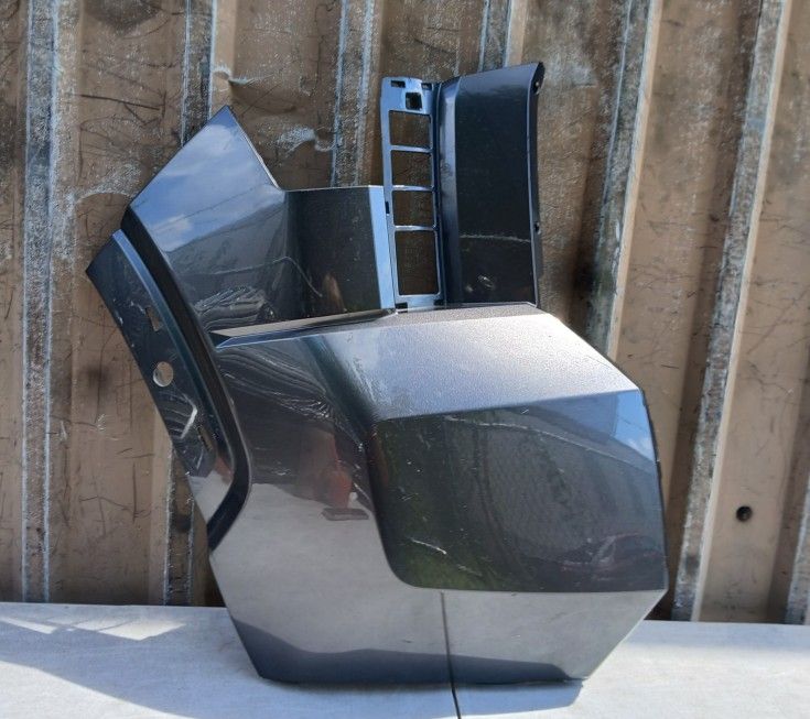 2022-2025 Toyota Tundra Front Side Cover Passenger Right Side OEM