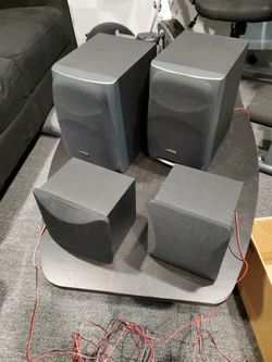 KOSS  Speakers  4