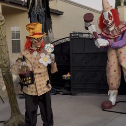 Uncle Charlie Halloween Animatronic 