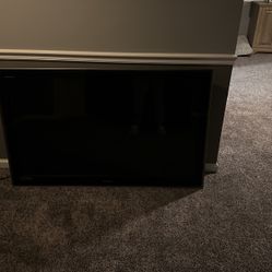 65 In Flat Screen Toshiba