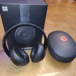 Beats Studio 3's