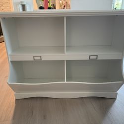 Storage / shelving 