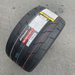 305/35/19 Nitto R2 Each 