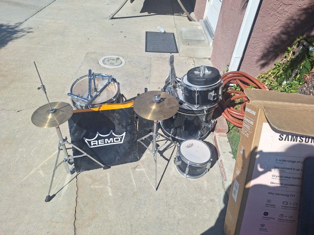 Kids Drums  Set  For  Sale 